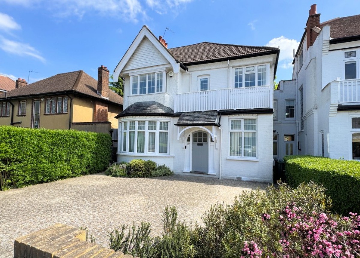 ETCHINGHAM PARK ROAD, FINCHLEY. N3