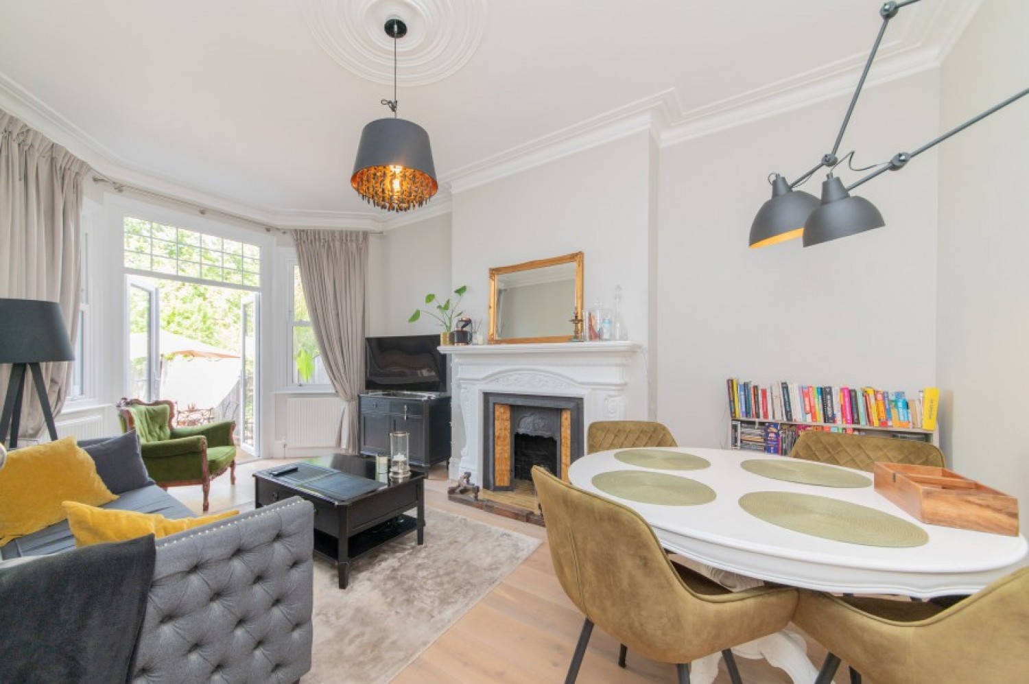 DUKES AVENUE, FINCHLEY, N3