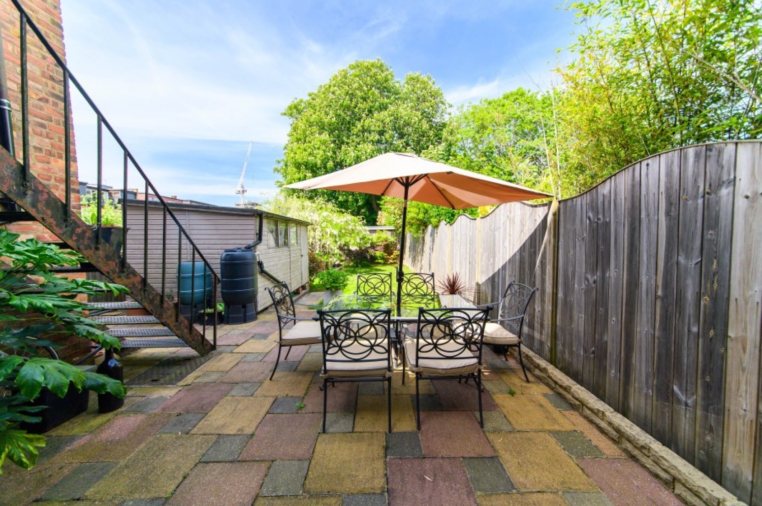 DUKES AVENUE, FINCHLEY, N3