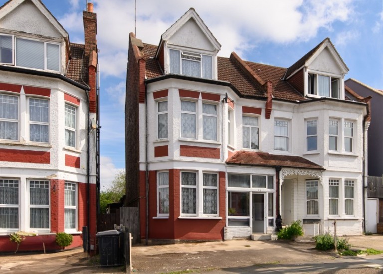 DOLLIS PARK, FINCHLEY, N3