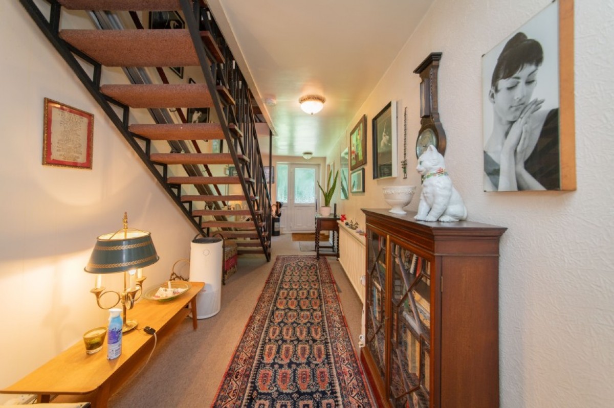 THE RIDGEWAY, MILL HILL VILLAGE, NW7
