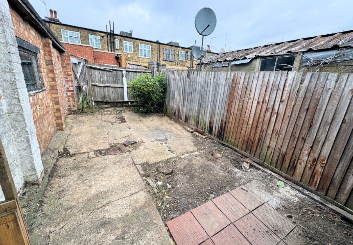 ST PAULS WAY, FINCHLEY, N3