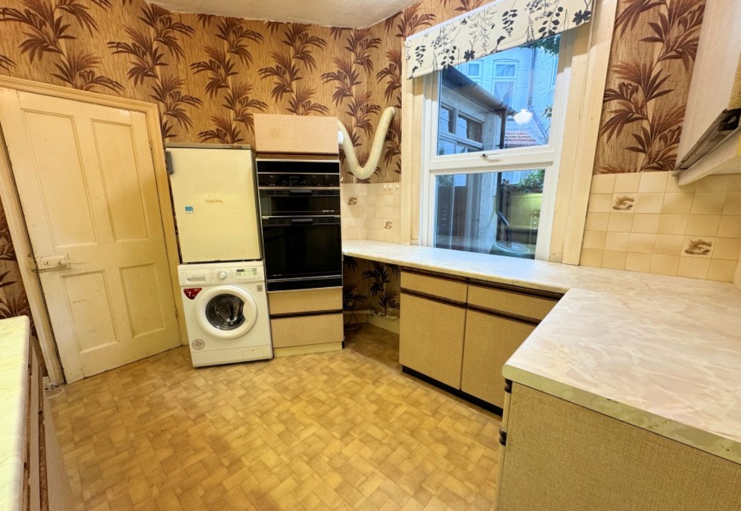 WOODGRANGE AVENUE, NORTH FINCHLEY, N12