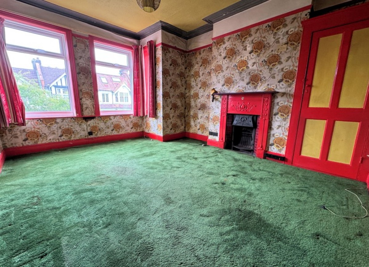 WOODGRANGE AVENUE, NORTH FINCHLEY, N12