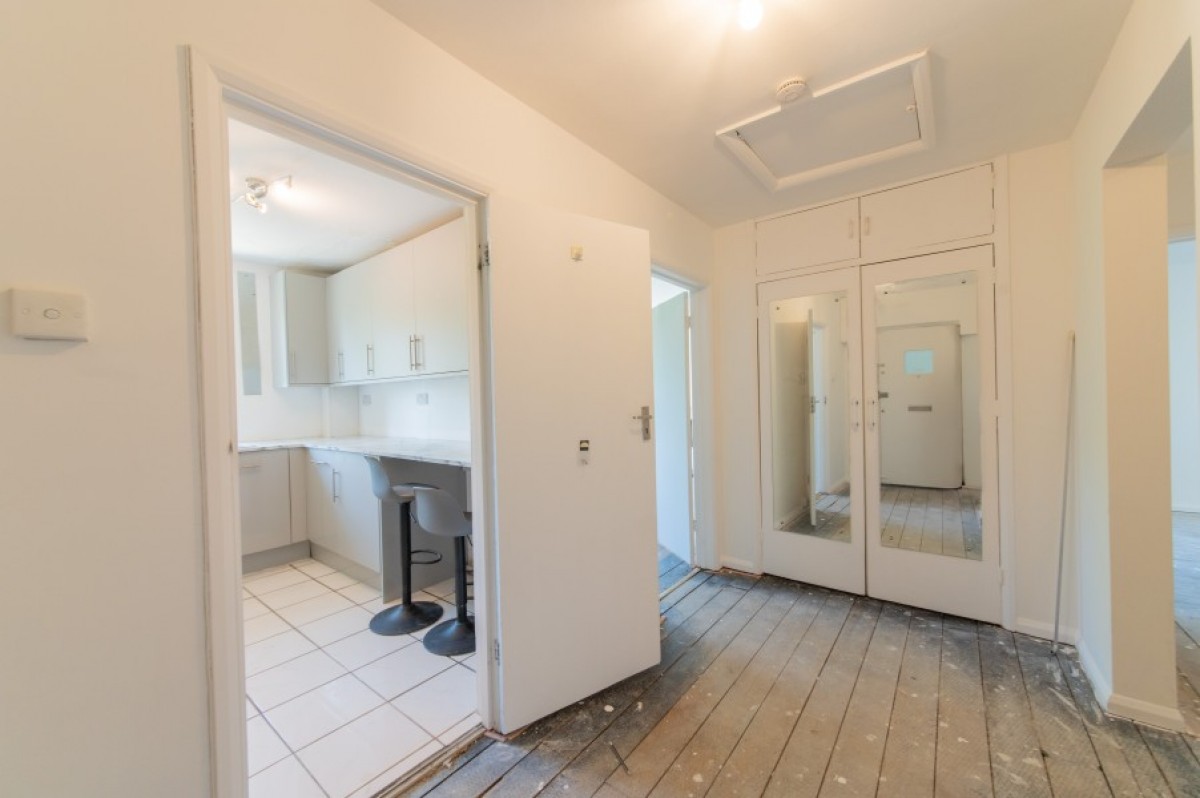 THE OAKS, WOODSIDE AVENUE, NORTH FINCHLEY, N12