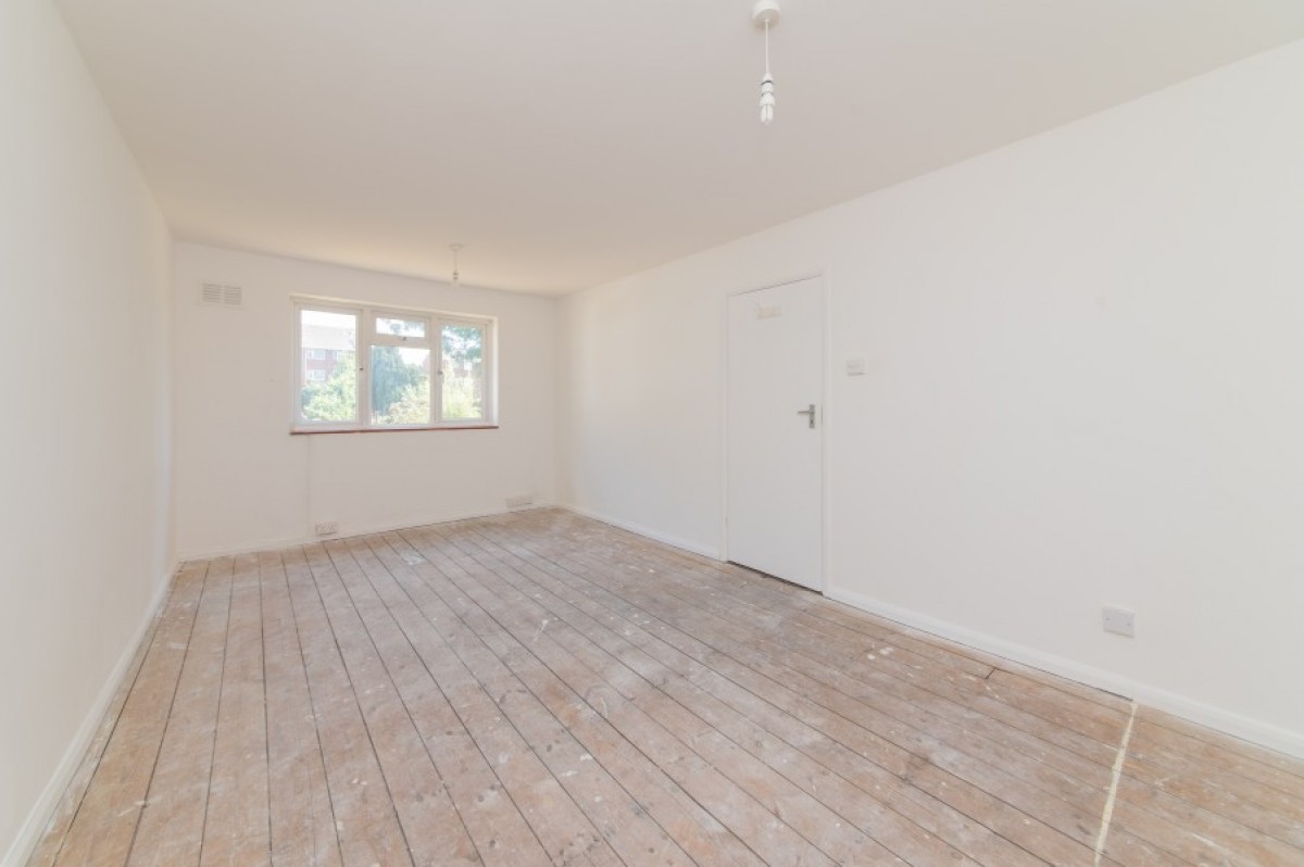 THE OAKS, WOODSIDE AVENUE, NORTH FINCHLEY, N12