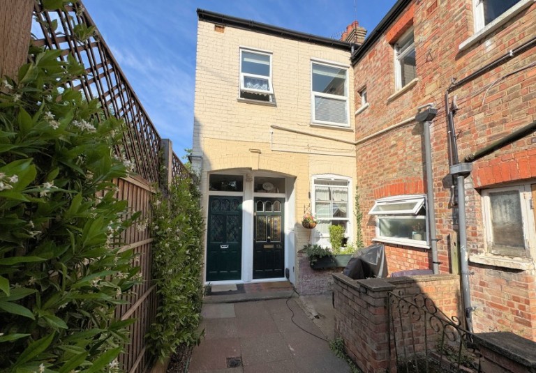 LONG LANE, FINCHLEY, N3