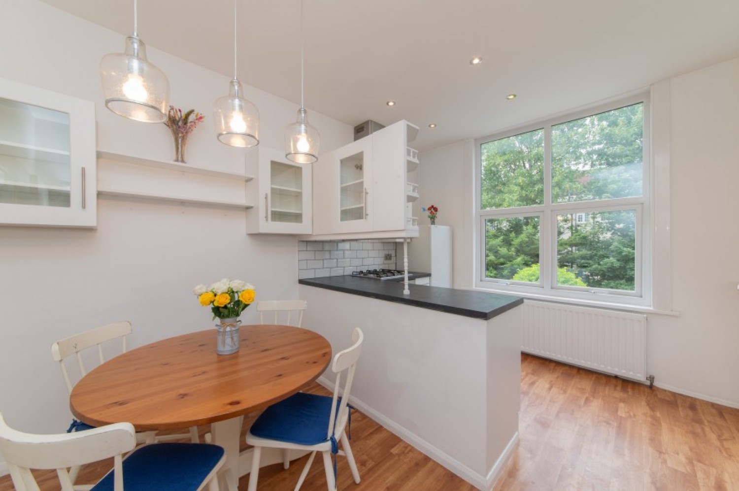 CHISLEHURST AVE, NORTH FINCHLEY, N12