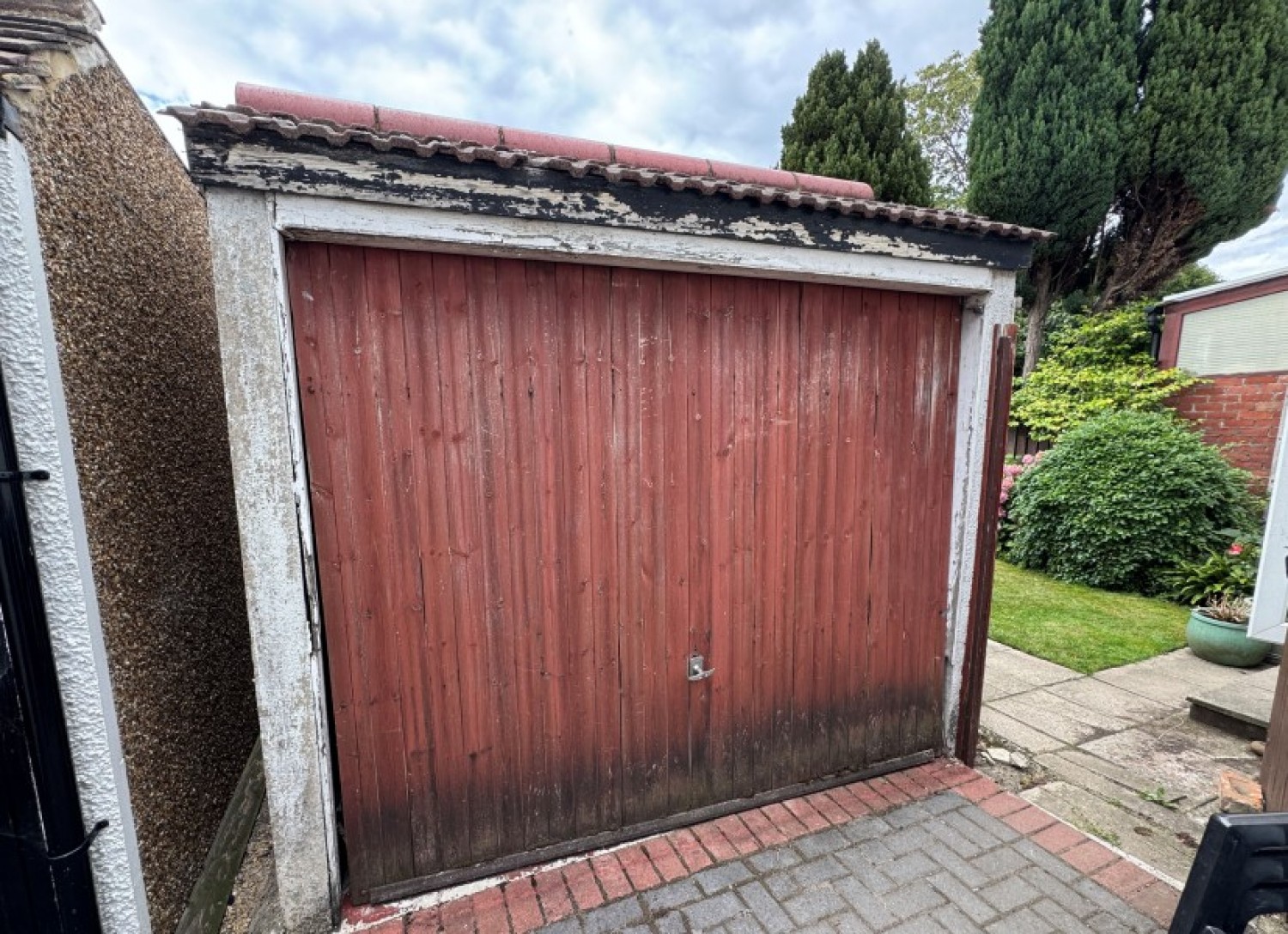 HENDALE AVENUE, HENDON, NW4