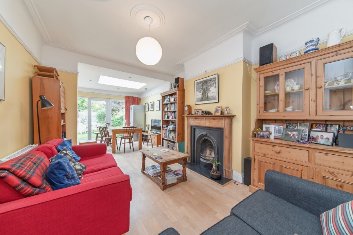 HENDALE AVENUE, HENDON, NW4