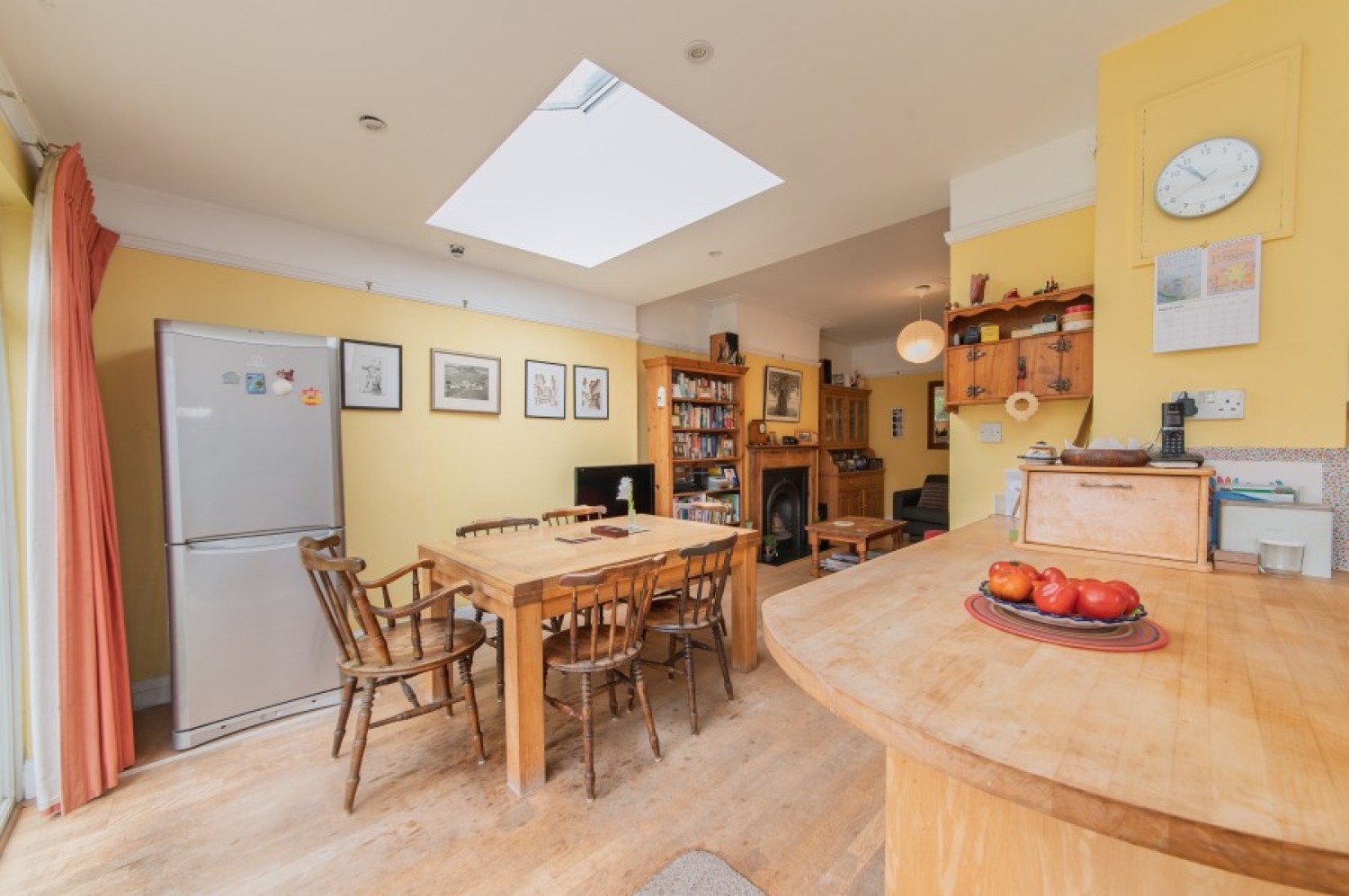 HENDALE AVENUE, HENDON, NW4