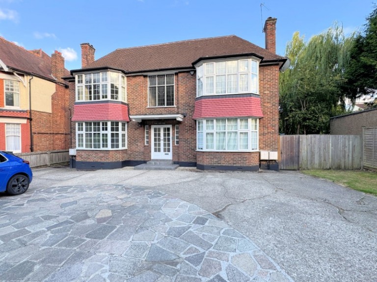 PARK VIEW ROAD, FINCHLEY, N3