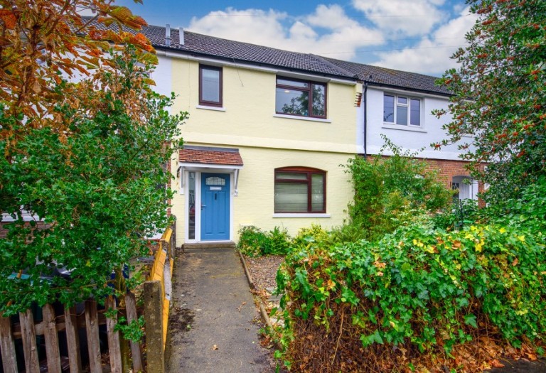 SQUIRES LANE, FINCHLEY, N3