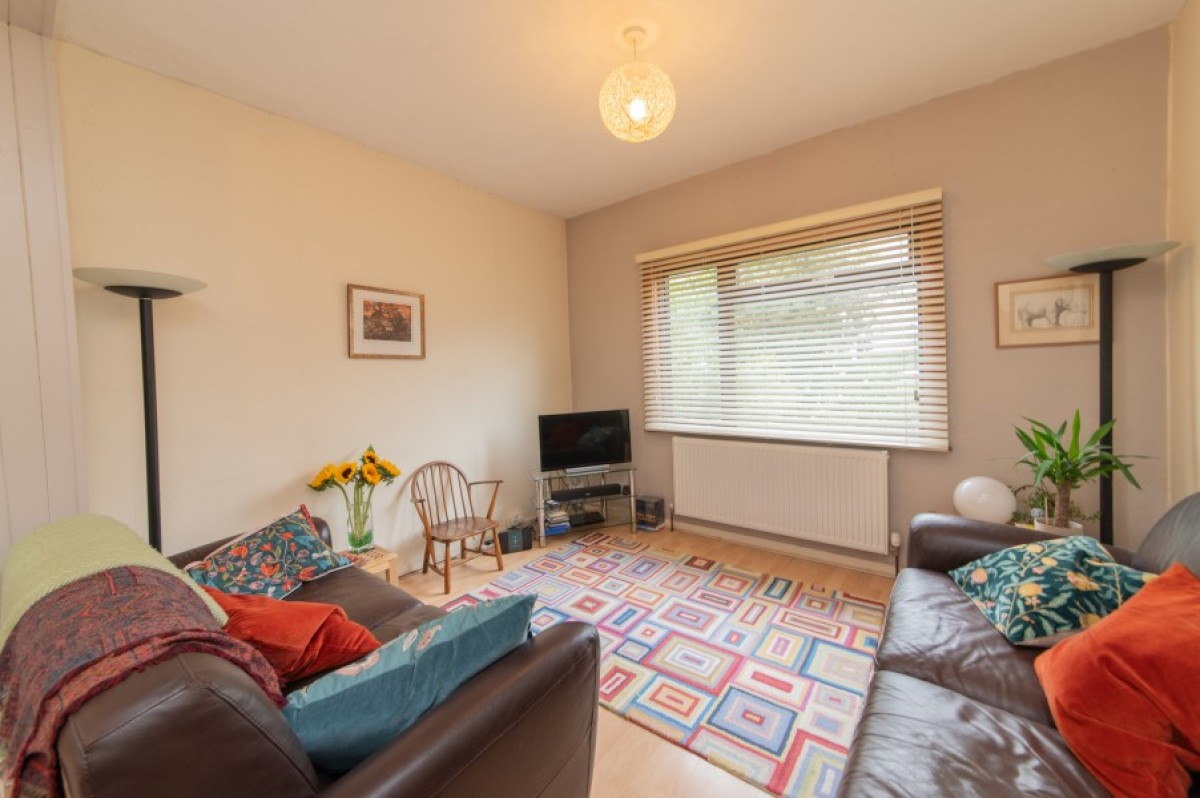 SQUIRES LANE, FINCHLEY, N3
