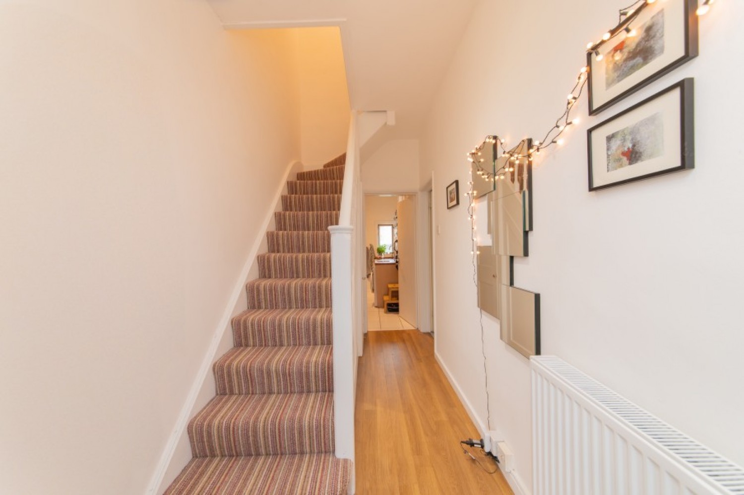 SQUIRES LANE, FINCHLEY, N3