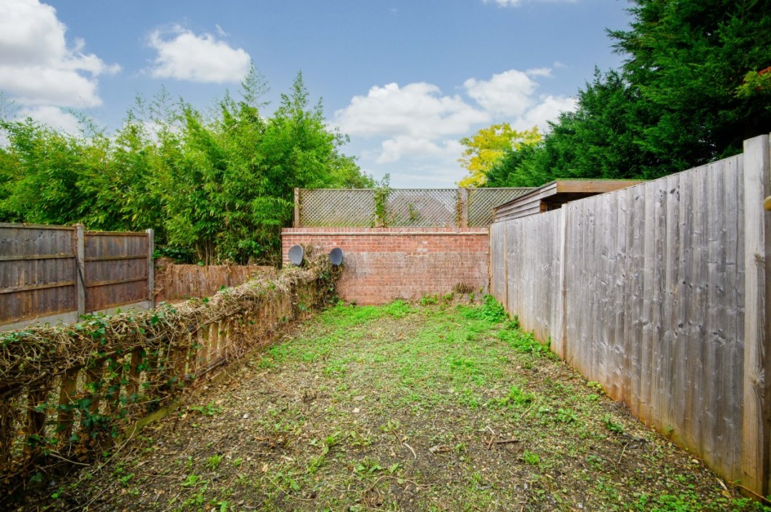 AVENUE ROAD, NORTH FINCHLEY, N12