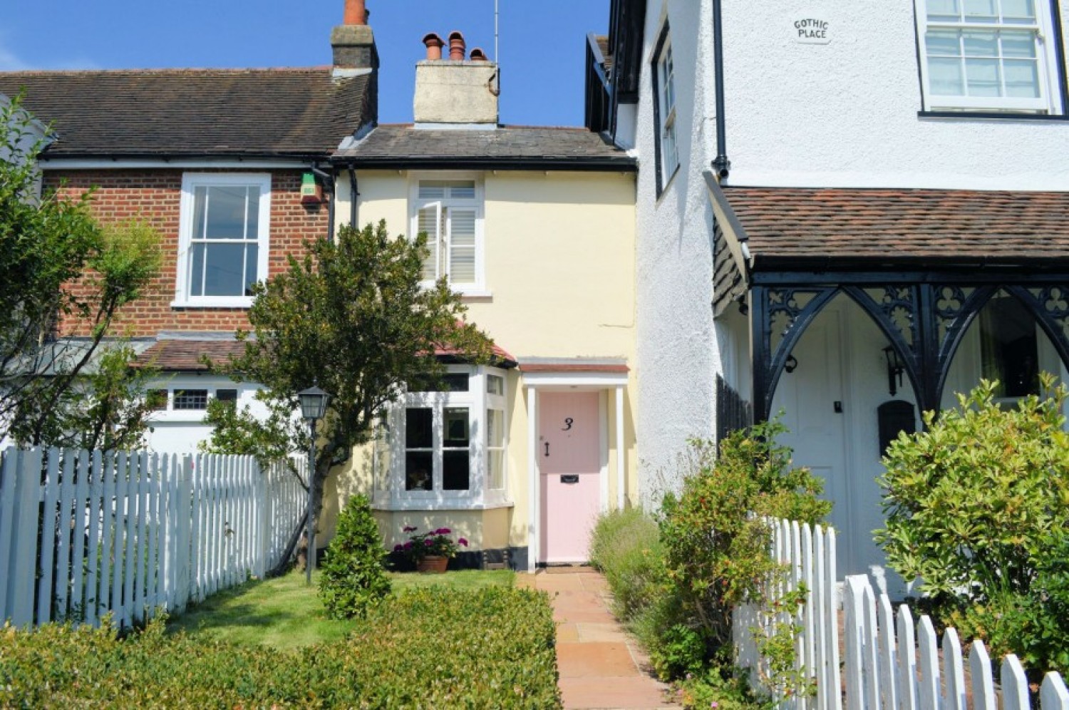 DURY ROAD, BARNET EN5