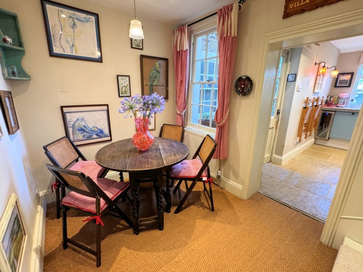 DURY ROAD, BARNET EN5