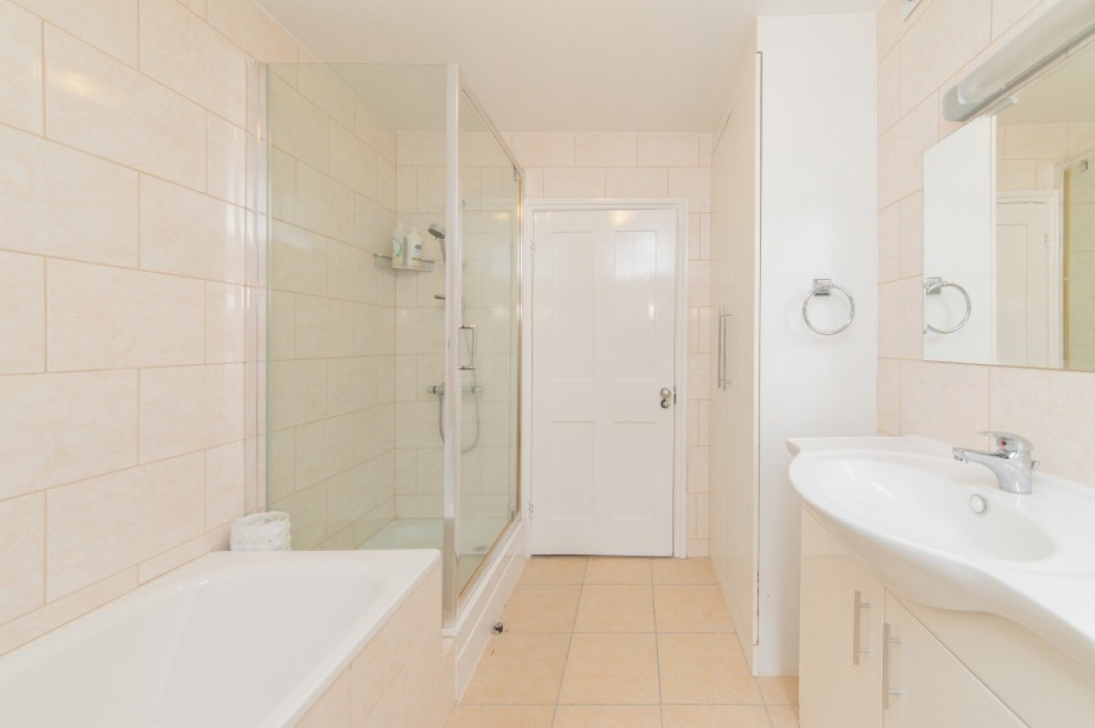 LONG LANE, FINCHLEY, N3