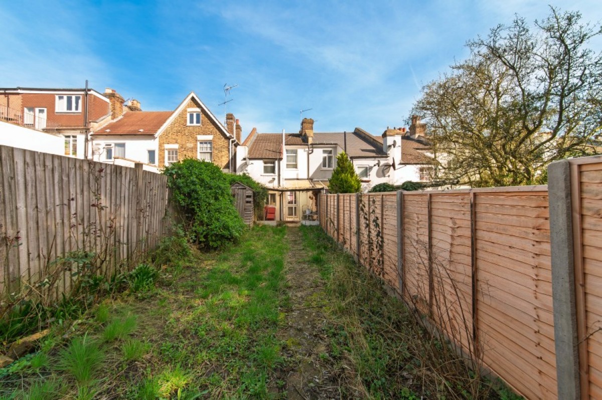 LONG LANE, FINCHLEY, N3