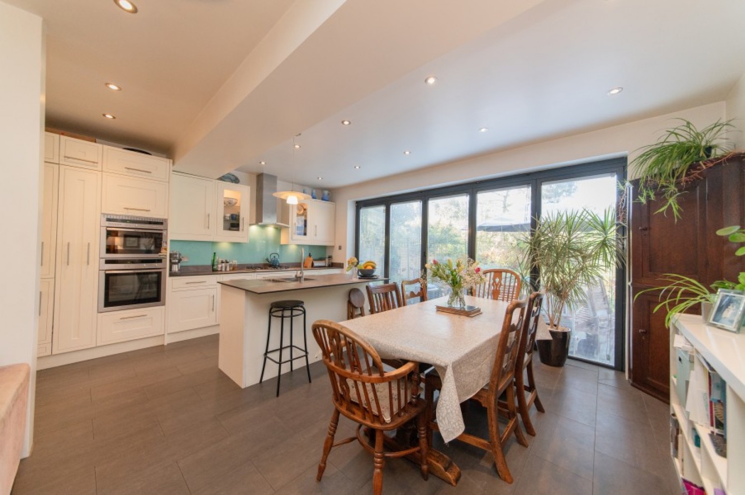 WOODLANDS AVENUE, FINCHLEY, N3