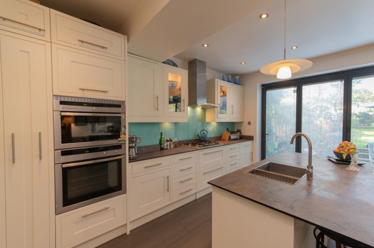 WOODLANDS AVENUE, FINCHLEY, N3