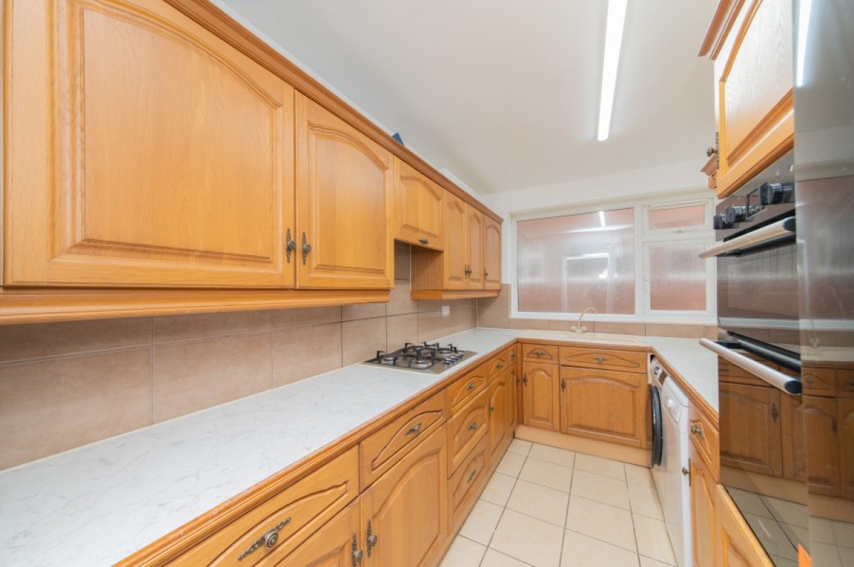 ETCHINGHAM PARK ROAD, FINCHLEY, N3