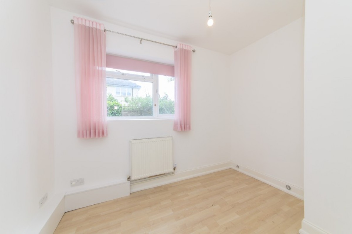 ALYTH GARDENS, LONDON, NW11