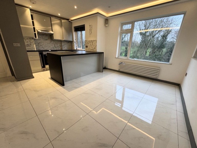 PARK CLOSE, NORTH FINCHLEY, N12