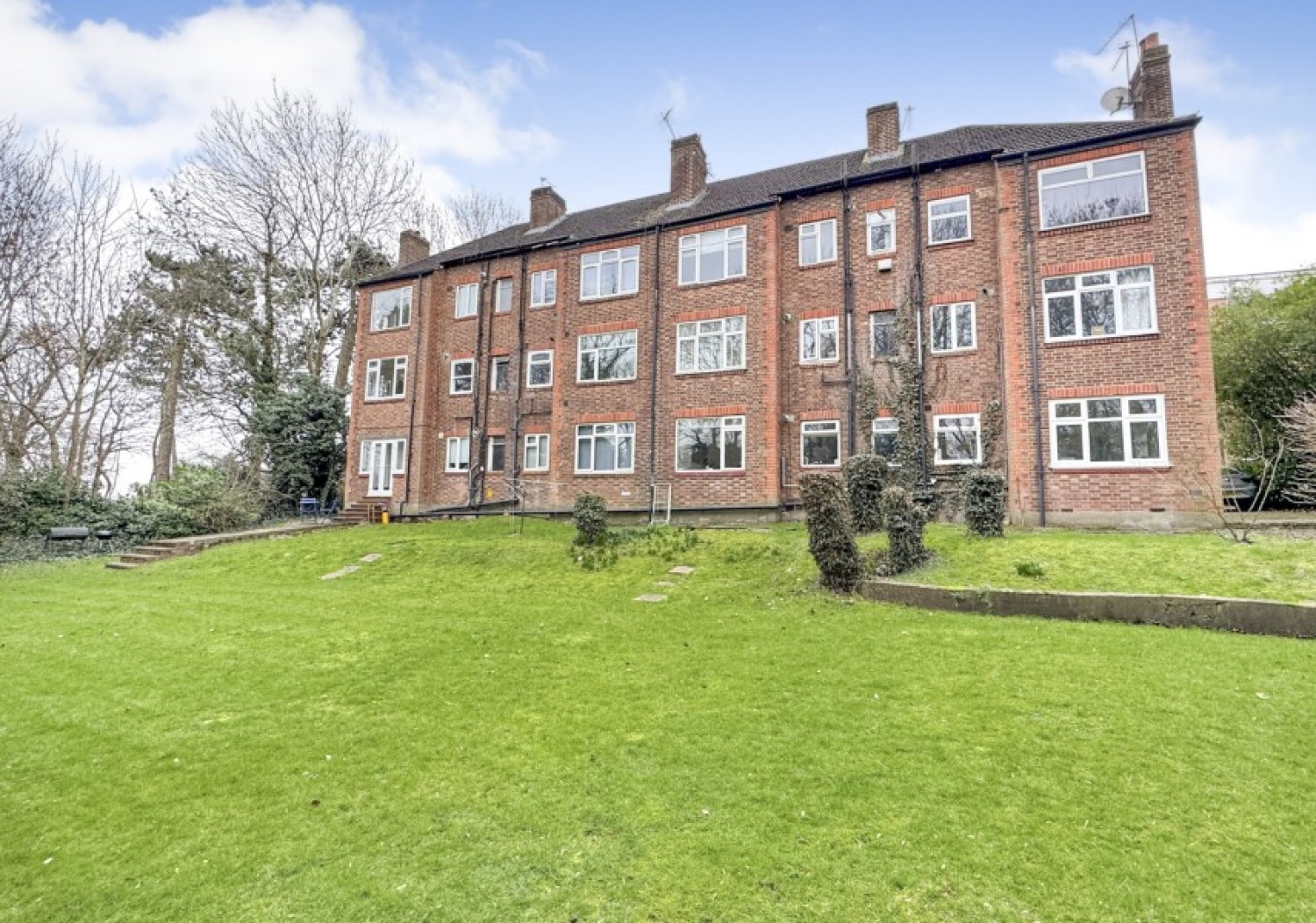 PARK CLOSE, NORTH FINCHLEY, N12