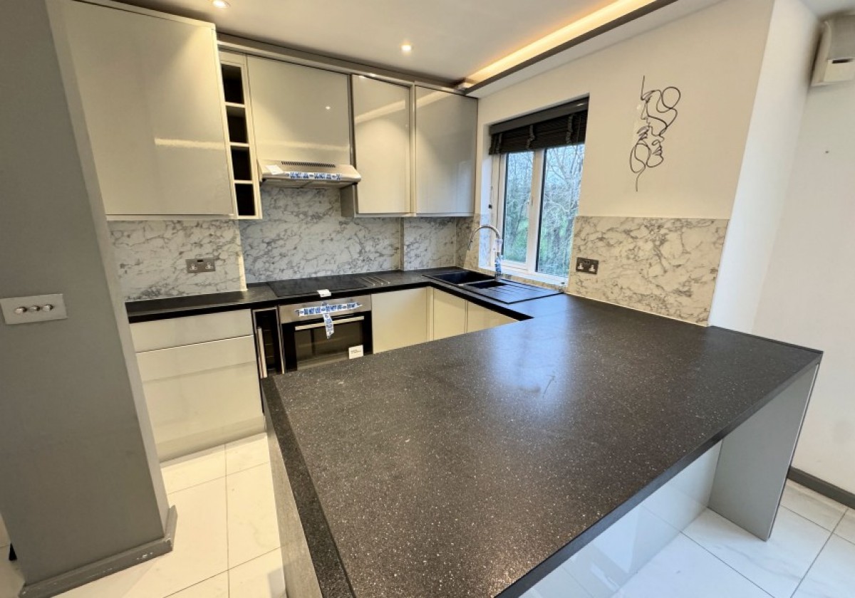 PARK CLOSE, NORTH FINCHLEY, N12