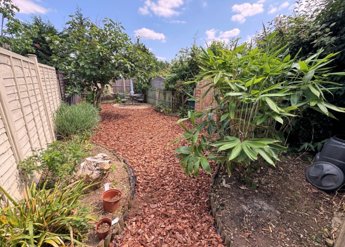 WOODGRANGE AVE, NORTH FINCHLEY, N12