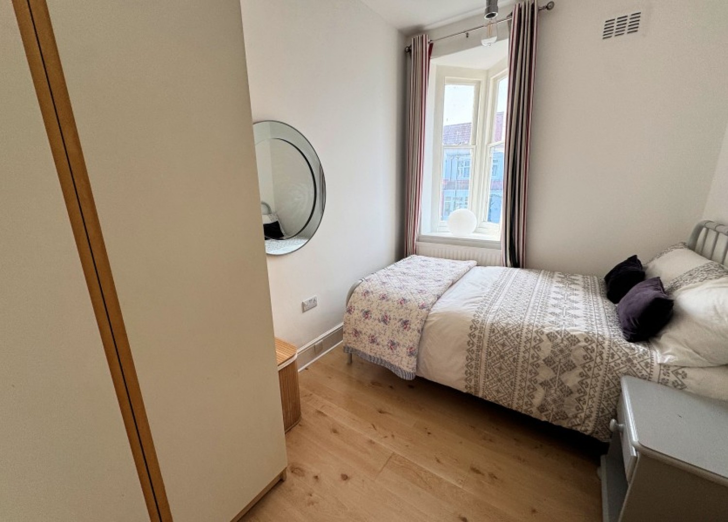 WOODGRANGE AVE, NORTH FINCHLEY, N12