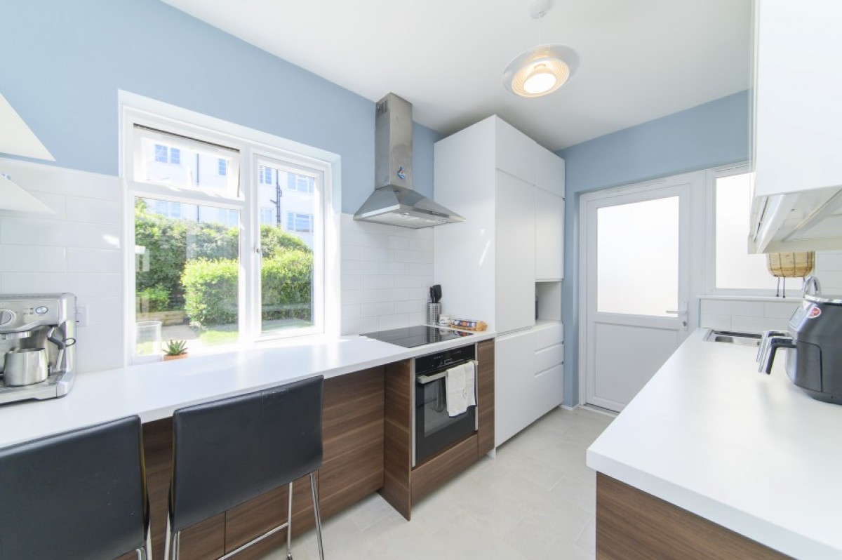 GLENHURST ROAD, NORTH FINCHLEY, N12