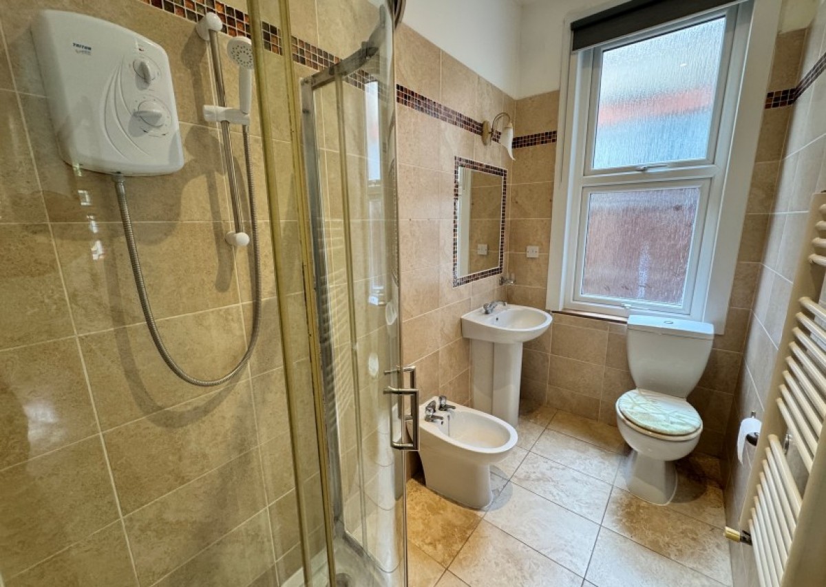 PRINCES AVENUE, LONDON, N22