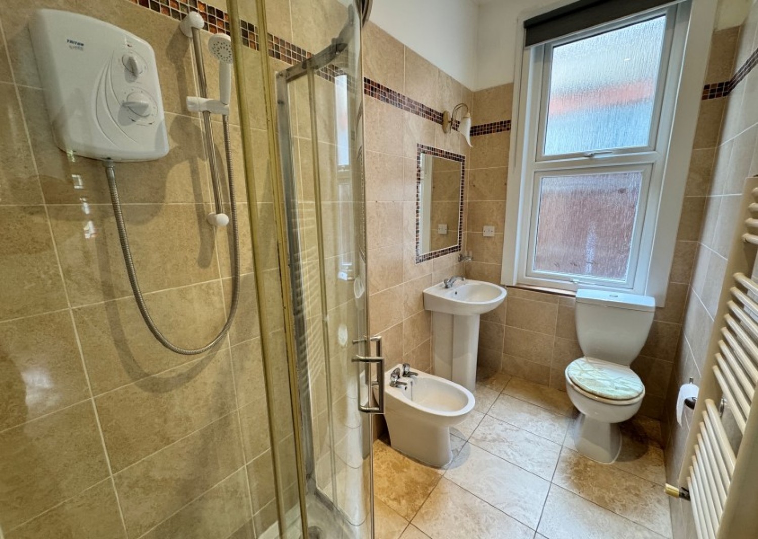 PRINCES AVENUE, LONDON, N22