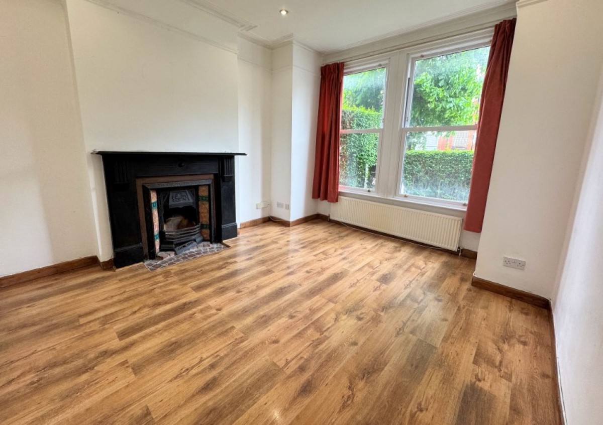 PRINCES AVENUE, LONDON, N22