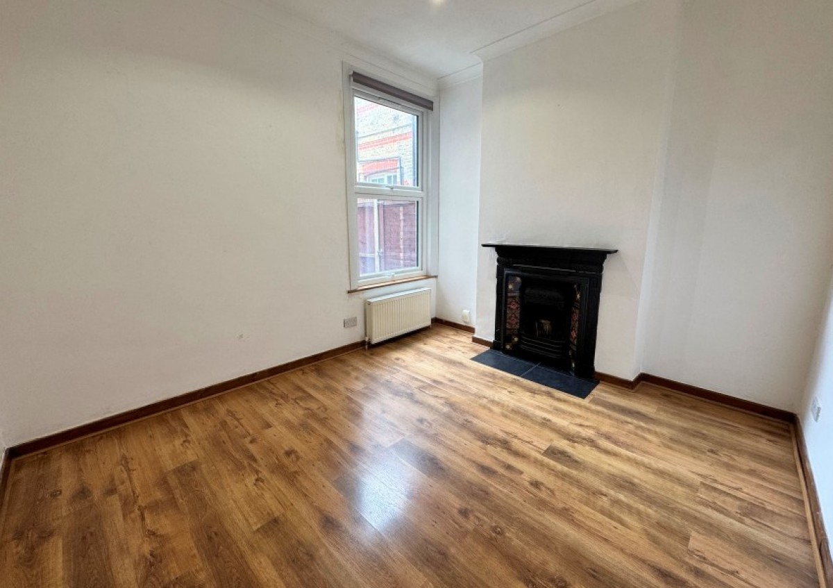 PRINCES AVENUE, LONDON, N22
