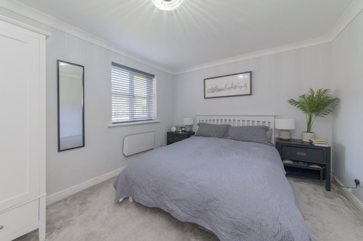 LUCAS GARDENS, EAST FINCHLEY, N2