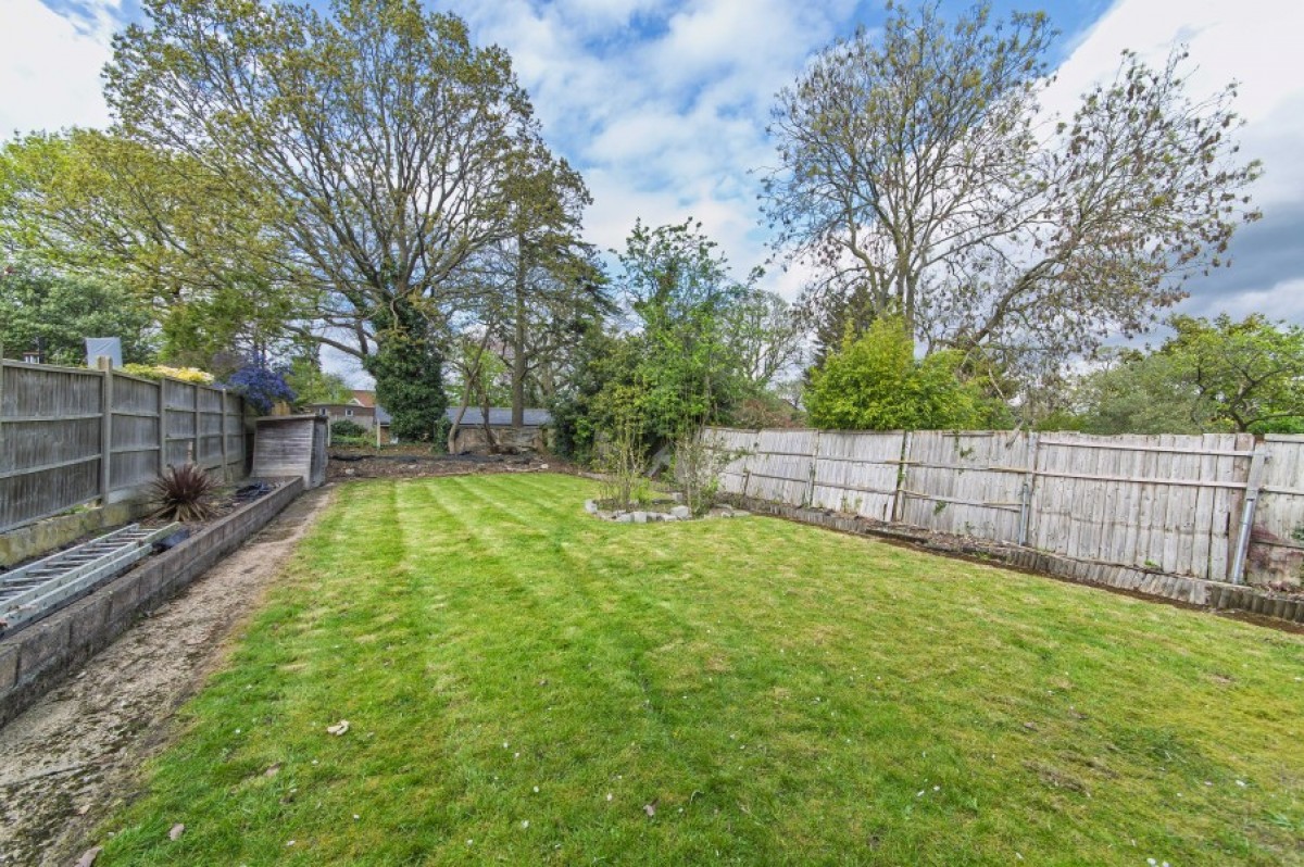 FRIERN PARK, NORTH FINCHLEY, N12