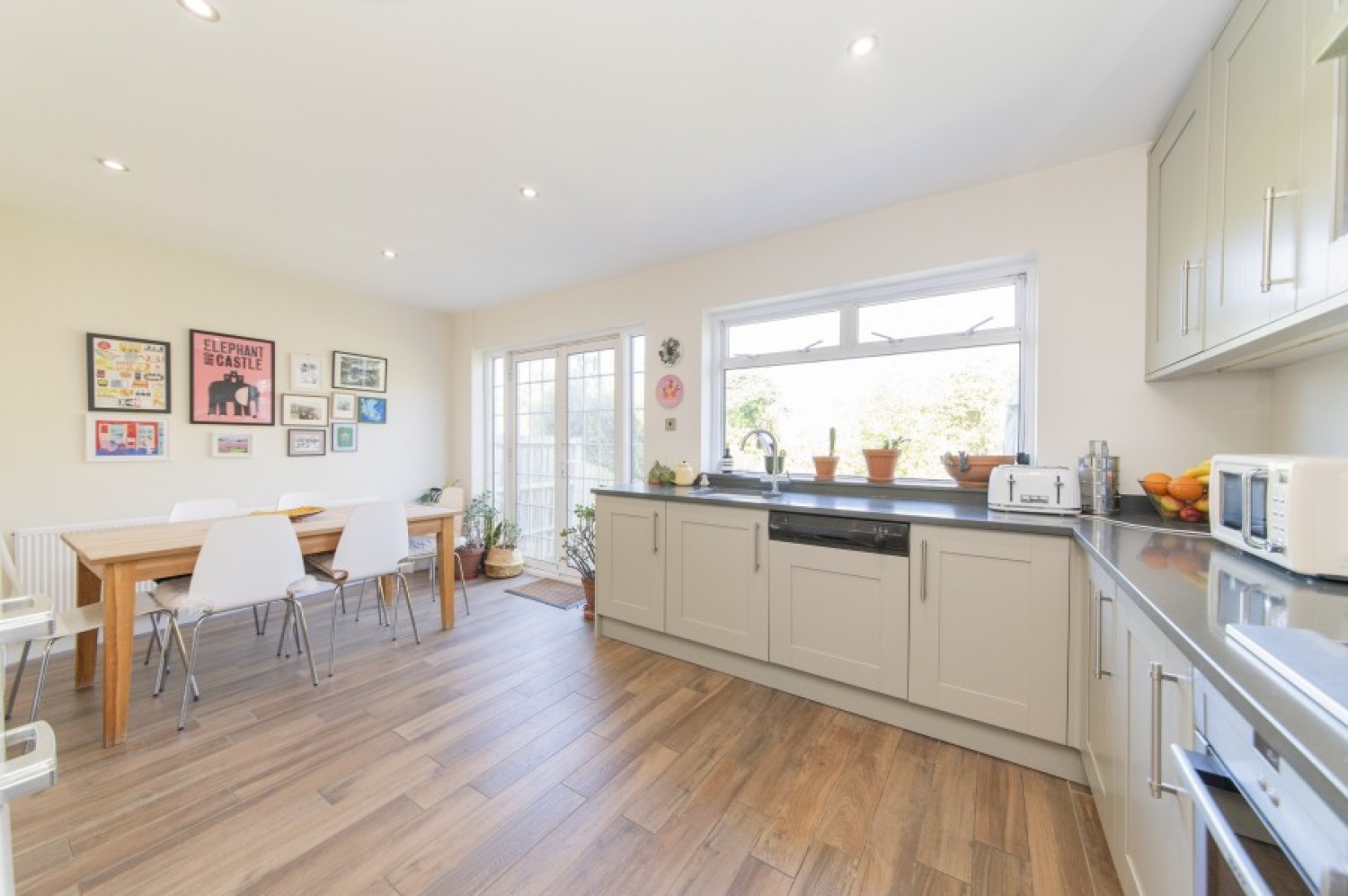 CHESTERFIELD ROAD, WEST FINCHLEY, N3