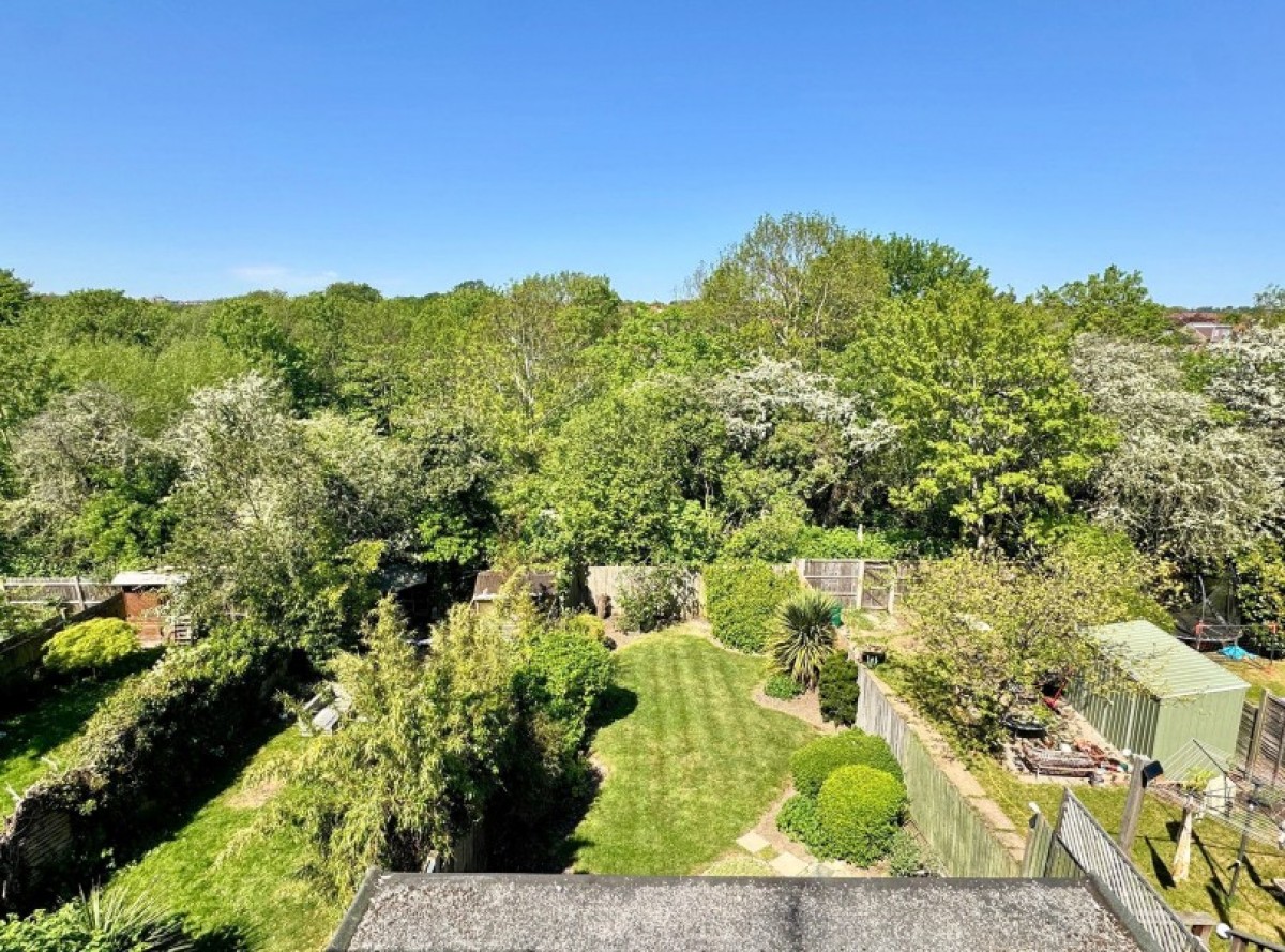 CHESTERFIELD ROAD, WEST FINCHLEY, N3