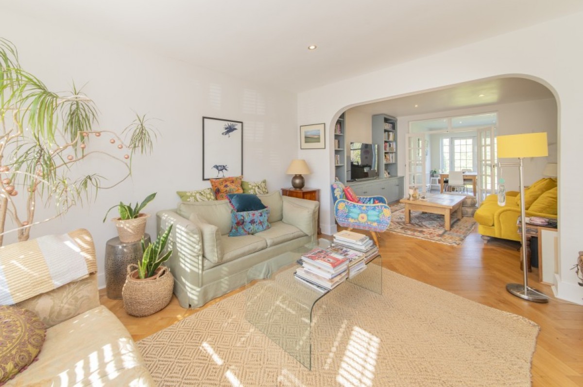 CHESTERFIELD ROAD, WEST FINCHLEY, N3