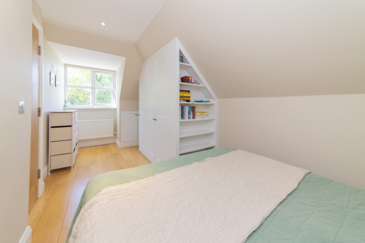 ARGYLE ROAD, NORTH FINCHLEY, N12