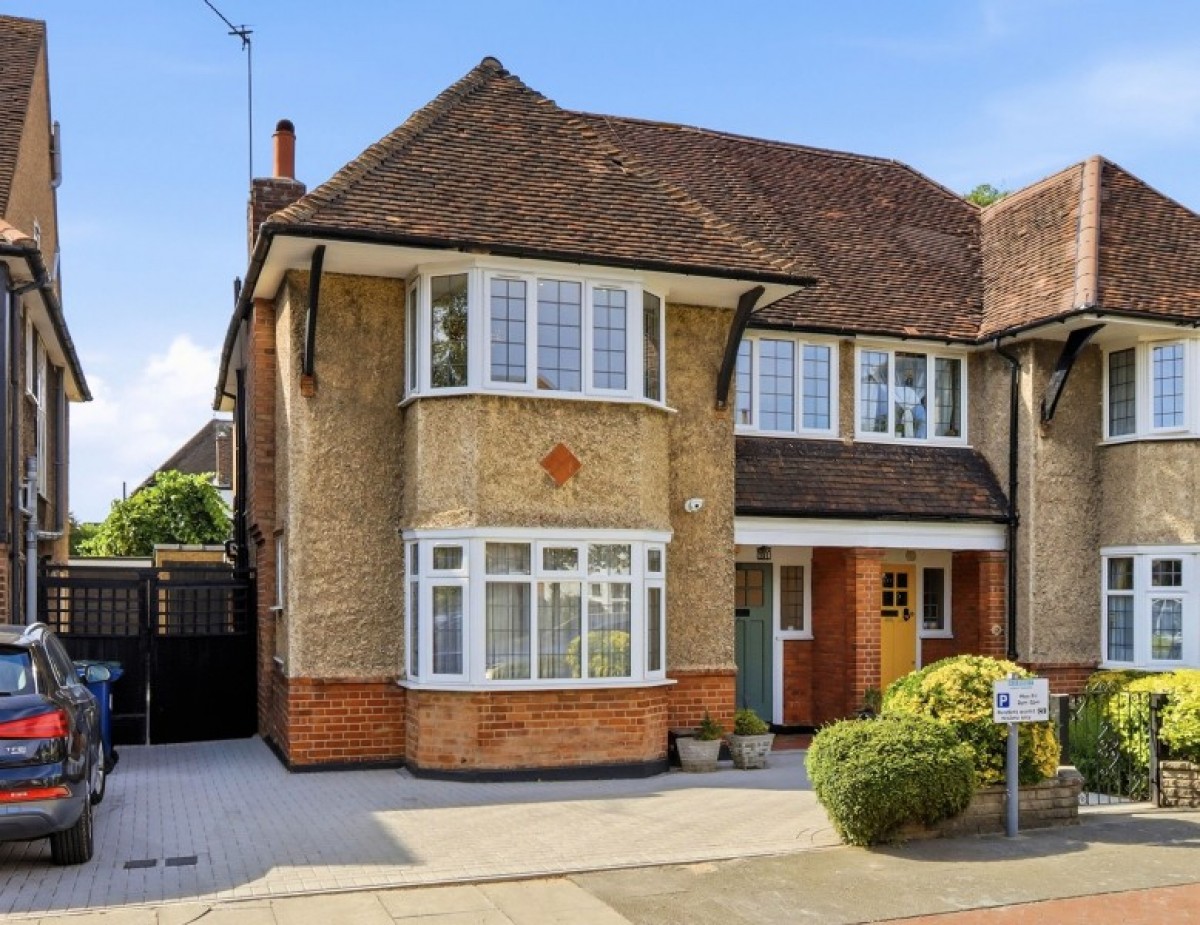 WILLOW WAY, FINCHLEY, N3