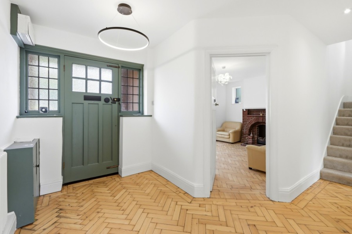 WILLOW WAY, FINCHLEY, N3