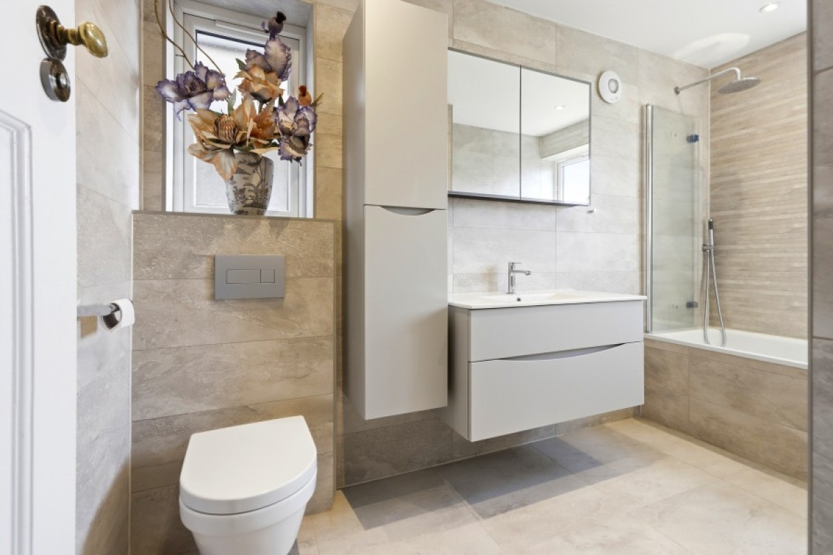WILLOW WAY, FINCHLEY, N3