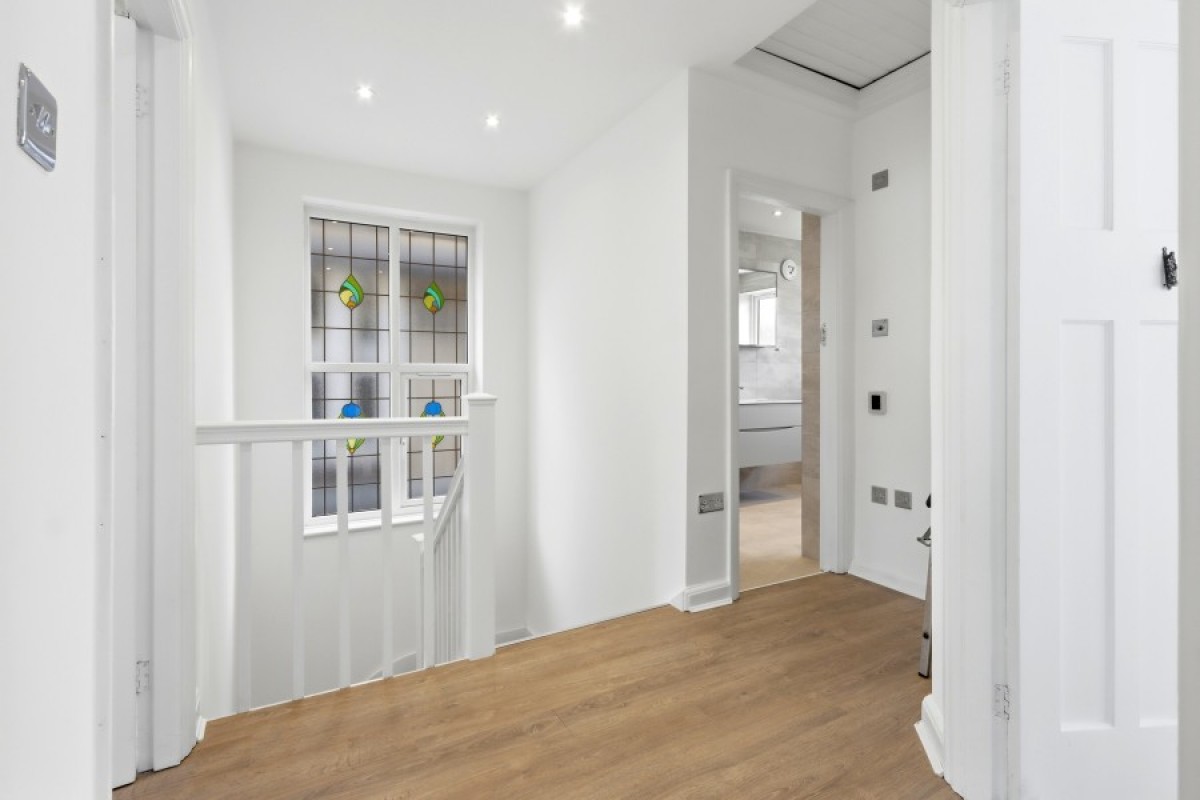 WILLOW WAY, FINCHLEY, N3
