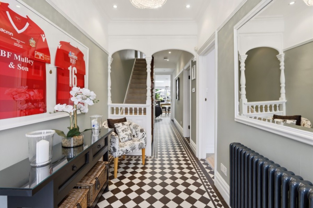 ASHURST ROAD, NORTH FINCHLEY, N12