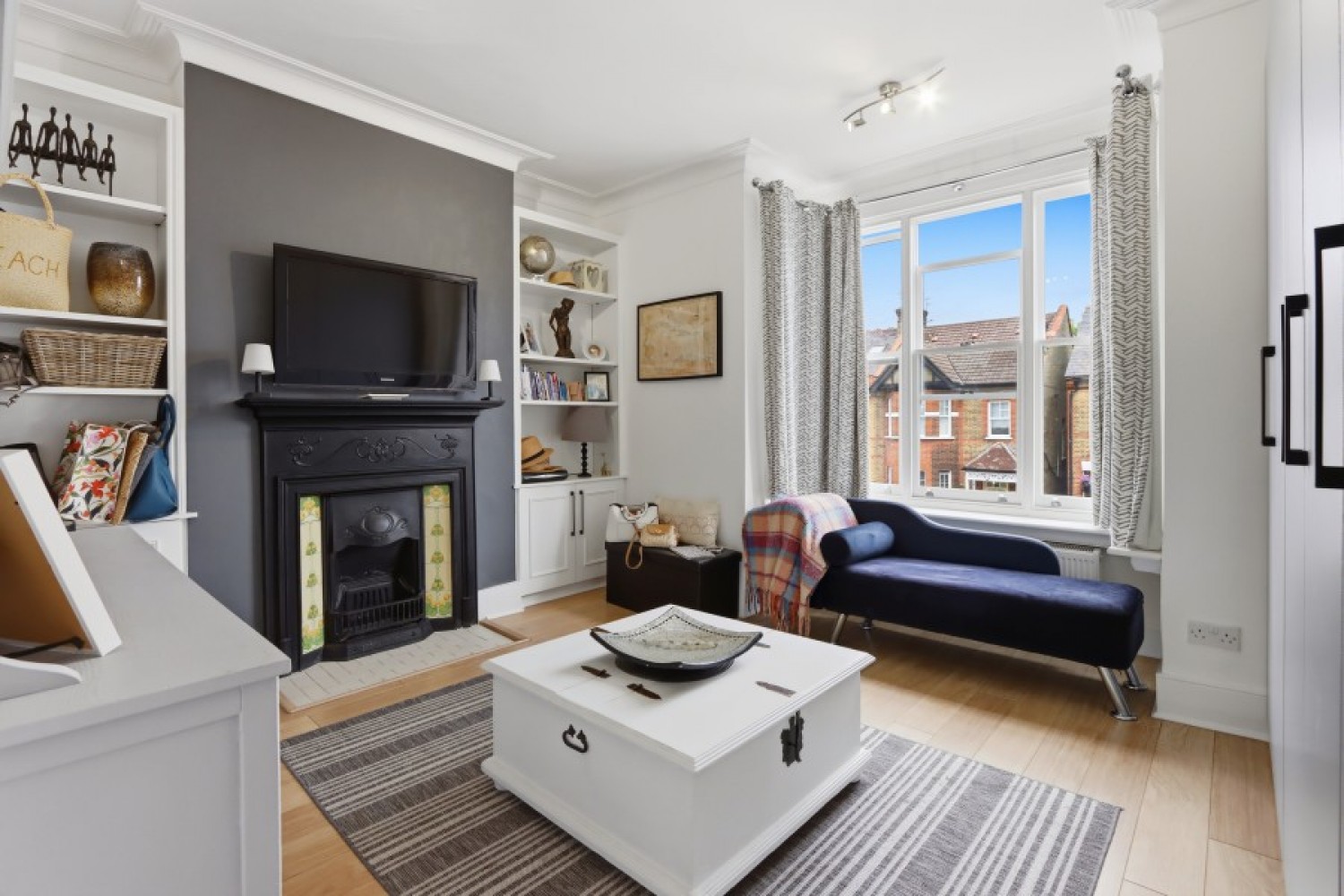 ASHURST ROAD, NORTH FINCHLEY, N12